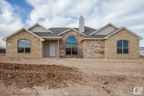 9506 Bighorn Trl, San Angelo, TX 76901