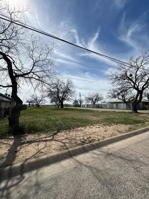 1701 Beacon St, San Angelo, TX 76901