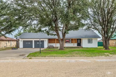 35 Bella Vis, Ballinger, TX 76821
