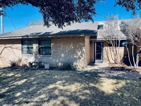 923 E 2nd St, Sonora, TX 76950
