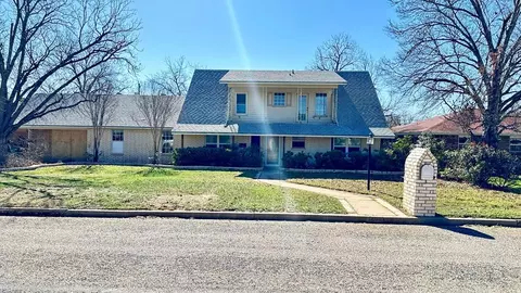 3209 Guadalupe St, San Angelo, TX 76901