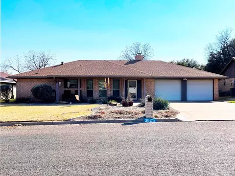 3825 Driftwood Dr, San Angelo, TX 76904