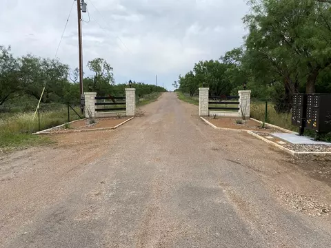 3674 Upland Trl, San Angelo, TX 76901