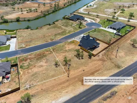 2310 Palms Ct, San Angelo, TX 76904