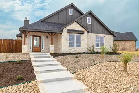 3645 Silver Spur Dr, San Angelo, TX 76904