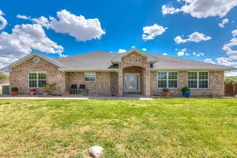2621 Venado Dr, Christoval, TX 76935