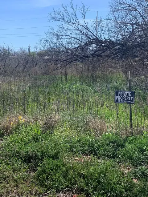 613 E 36th St, San Angelo, TX 76903