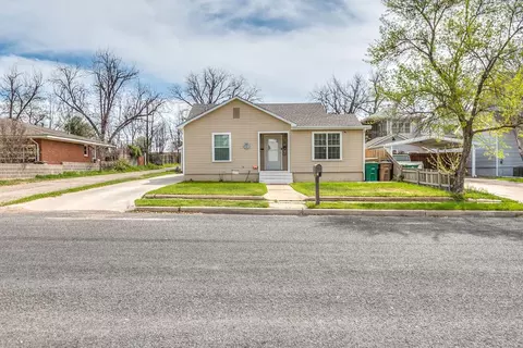 429 W Ave D, San Angelo, TX 76903