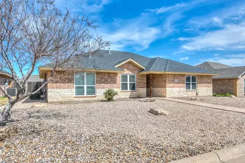 4166 Huntleigh Dr, San Angelo, TX 76904