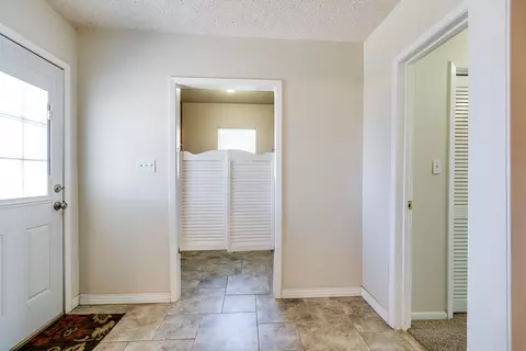 210 Largent Ave, Ballinger, TX 76821 photo 13