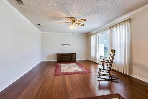 210 Largent Ave, Ballinger, TX 76821 photo 7