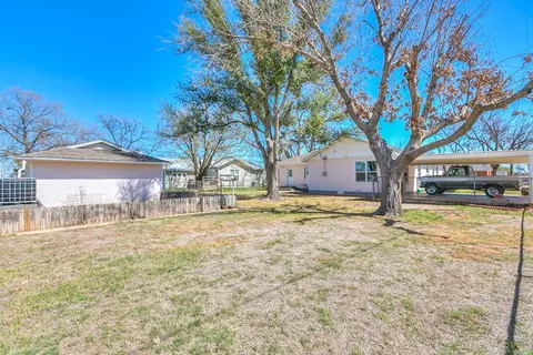210 Largent Ave, Ballinger, TX 76821 photo 27