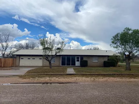 402 W 15th St, Robert Lee, TX 76945