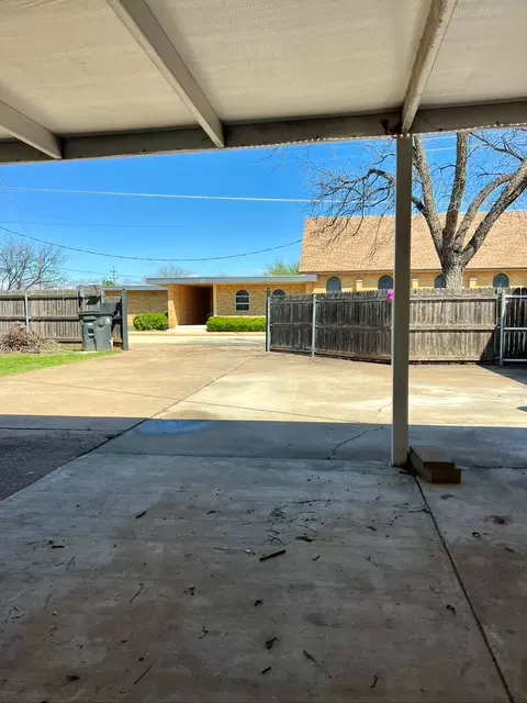 402 S Washington St, Bronte, TX 76933 photo 34