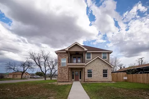 37 E 12th St, San Angelo, TX 76901