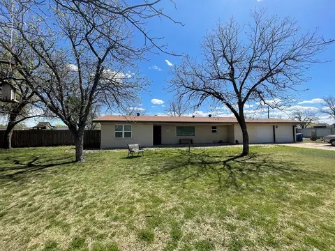 122 Decoty Dr, San Angelo, TX 76905