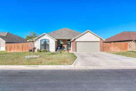 1945 Chesney Ln, San Angelo, TX 76904