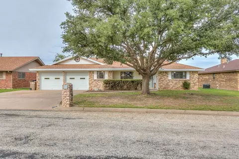 250 Edgewood Dr, San Angelo, TX 76903