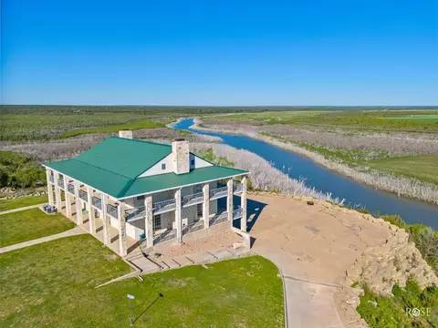 18924 Cherokee Rdg, Paint Rock, TX 76866