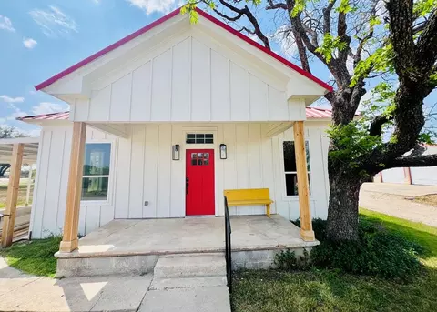 19453 4th St, Christoval, TX 76935