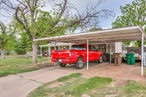 3126 N Oakes St, San Angelo, TX 76903