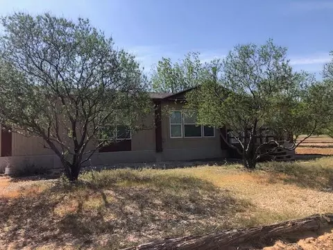 306 County Rd 237, Blackwell, TX 79506