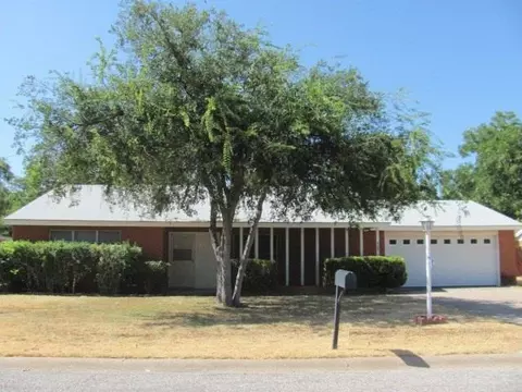 2807 W Ave N, San Angelo, TX 76904