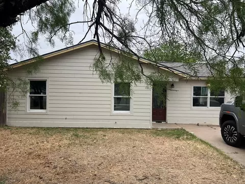 2105 Greenwood St, San Angelo, TX 76901