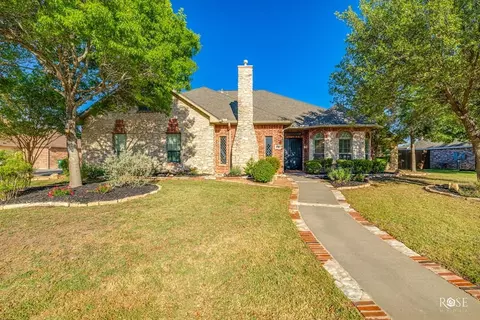 4802 N Bentwood Dr, San Angelo, TX 76904