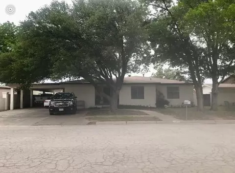 504 Maryland St, Big Lake, TX 76932
