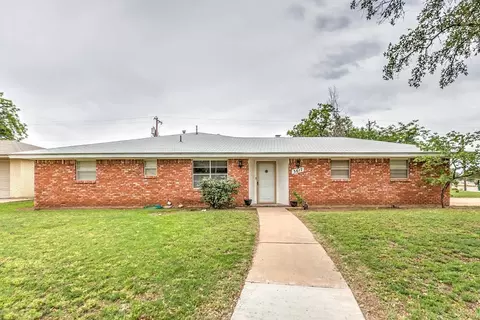 3617 Robin Hood Trl, San Angelo, TX 76901