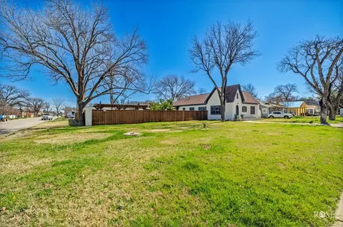1504 Mackenzie St, San Angelo, TX 76901