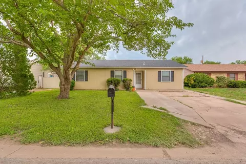 1641 Linda Lee Dr, San Angelo, TX 76905