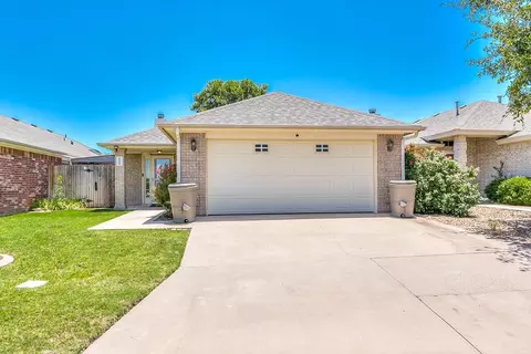 4301 Green Meadow Dr, San Angelo, TX 76904