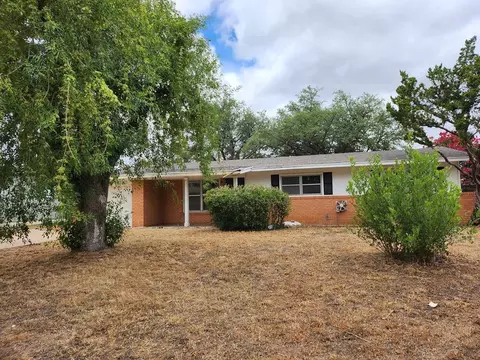 2752 Oxford Ave, San Angelo, TX 76904