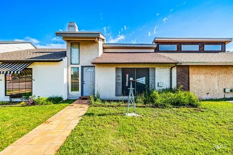 2620 Sunset Dr, San Angelo, TX 76904