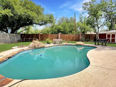 2606 Douglas Dr, San Angelo, TX 76904