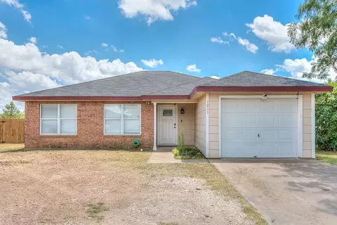 1011 E 42nd St, San Angelo, TX 76903