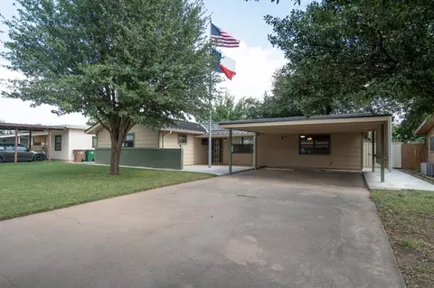 111 River Oaks St, San Angelo, TX 76903