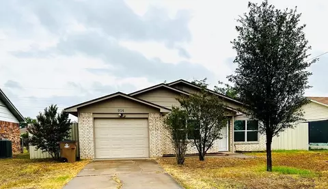 914 41st St, San Angelo, TX 76903