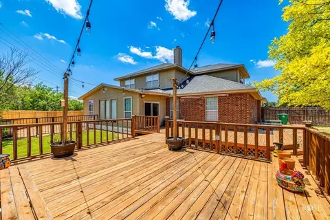 5802 Lyndhurst Dr, San Angelo, TX 76901