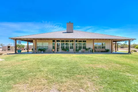 2322 Venado Dr, Christoval, TX 76935