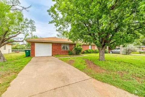 1112 E 25th St, San Angelo, TX 76903