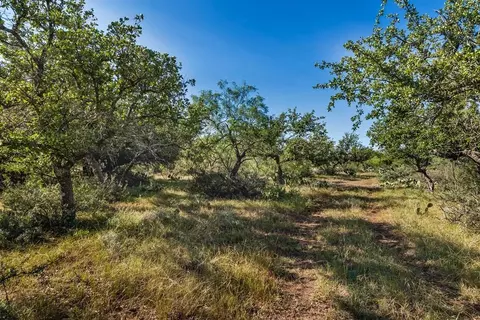 631 Timber Trl, Eden, TX 76837