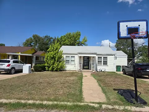 105 S Baze St, San Angelo, TX 76903