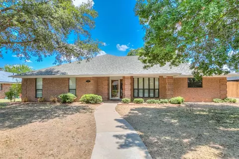 3422 Ridgecrest Ln, San Angelo, TX 76904