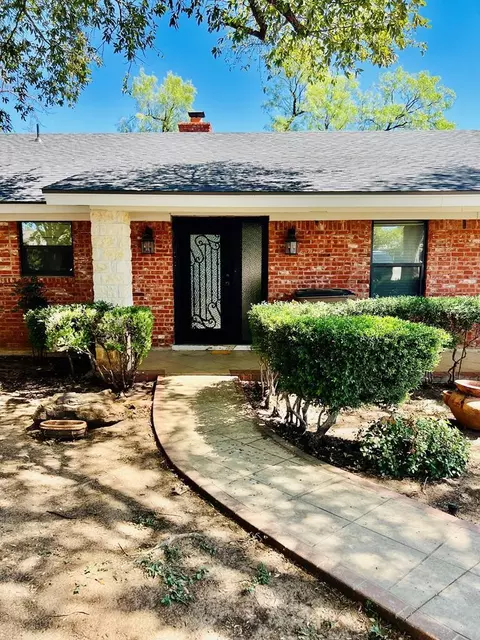 3212 Oak Forest Ct, San Angelo, TX 76904