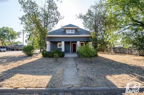 401 S Washington Dr, Bronte, TX 76933