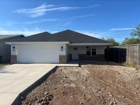 117 E 43rd St, San Angelo, TX 76903