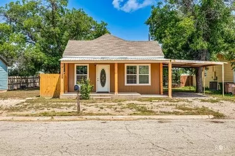 30 E 13th St, San Angelo, TX 76903